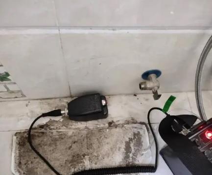法库屋顶漏水维修公司分享下卫生间漏水的危害及解决方法